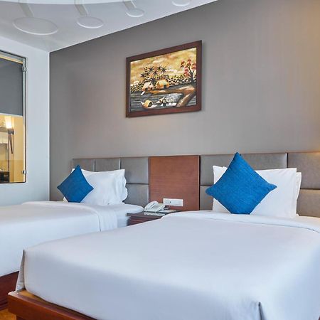 Kin Hotel Thi Sach Ho Chi Minh Zewnętrze zdjęcie