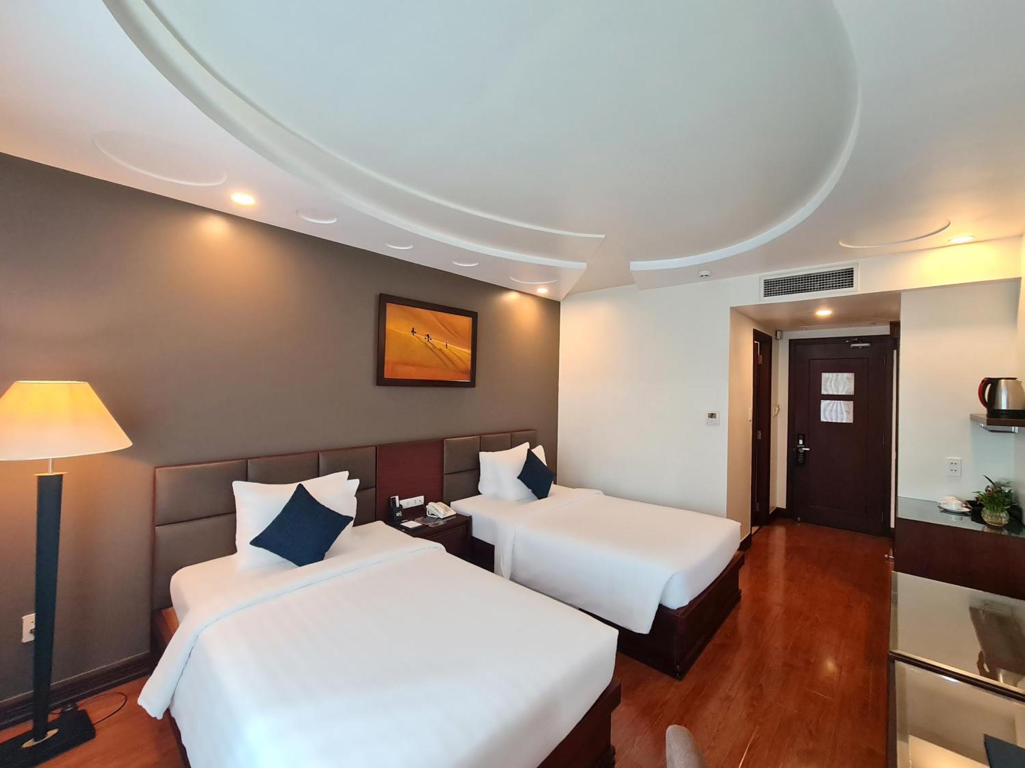 Kin Hotel Thi Sach Ho Chi Minh Zewnętrze zdjęcie