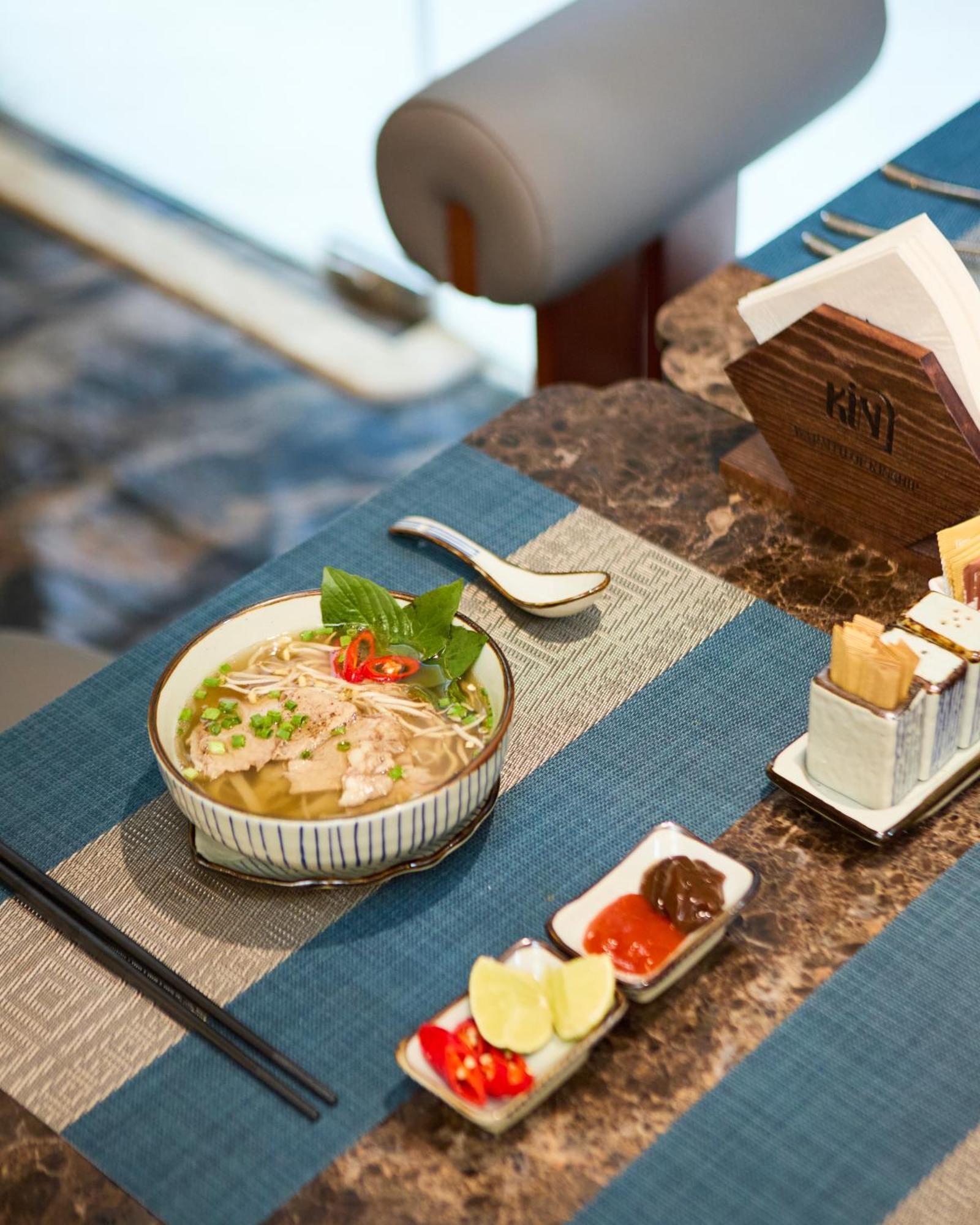 Kin Hotel Thi Sach Ho Chi Minh Zewnętrze zdjęcie