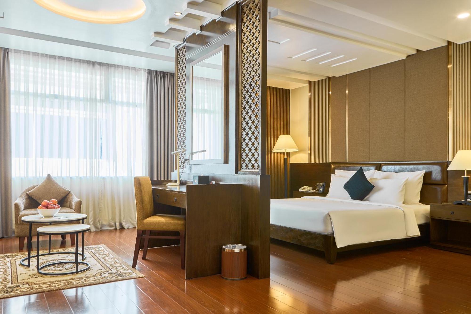 Kin Hotel Thi Sach Ho Chi Minh Zewnętrze zdjęcie